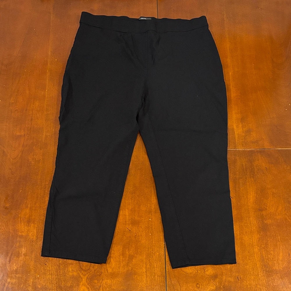 Style &‎ Co. Women's Black Capris